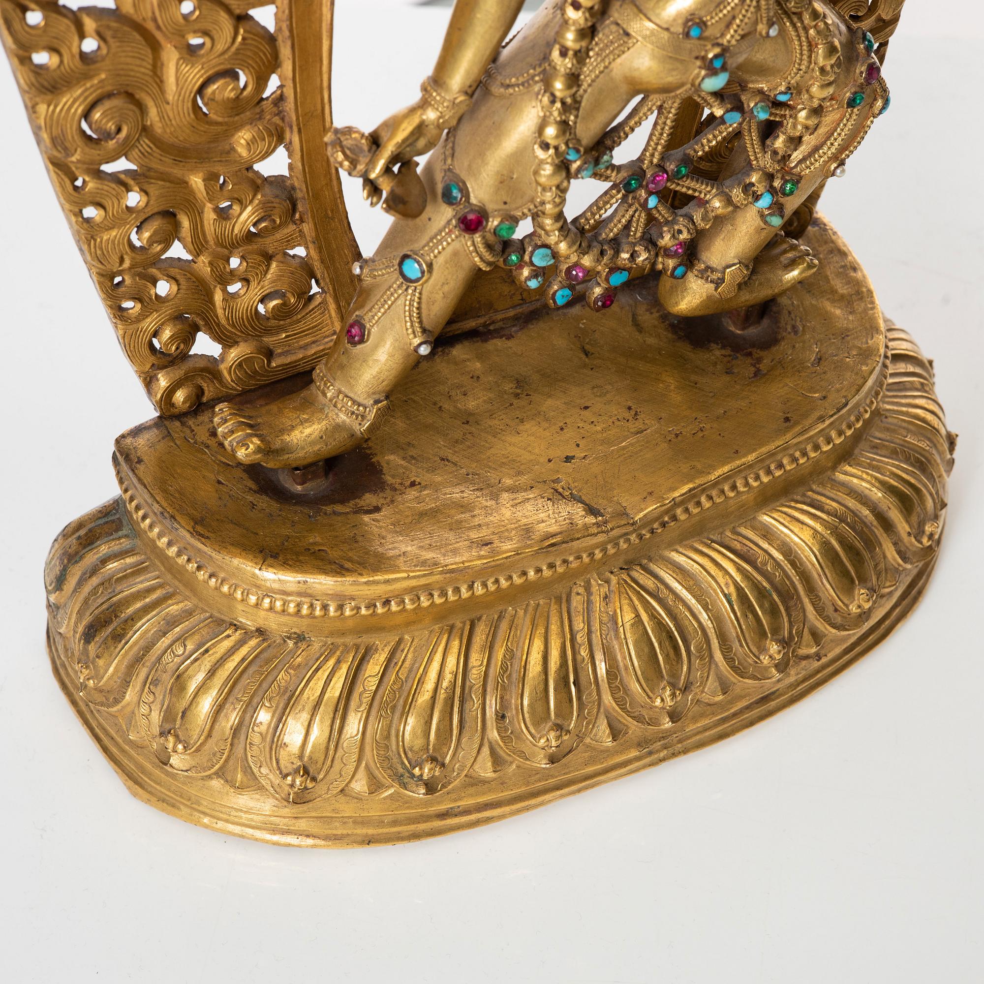 Dakini, förgylld kopparlegering. Sarvabuddhadakini, Tibet, 1800-tal.