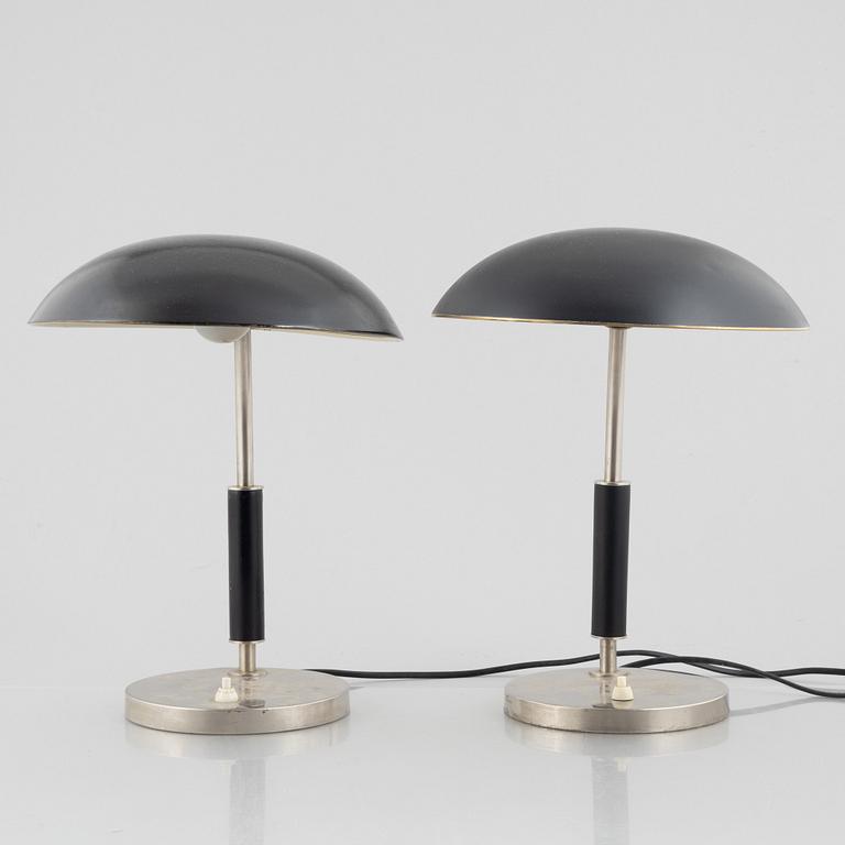 Harald Notini, a pair of desk top lamps, modell "15091 A", Arvid Böhlmarks Lampfabrik, Stockholm, 1930s.