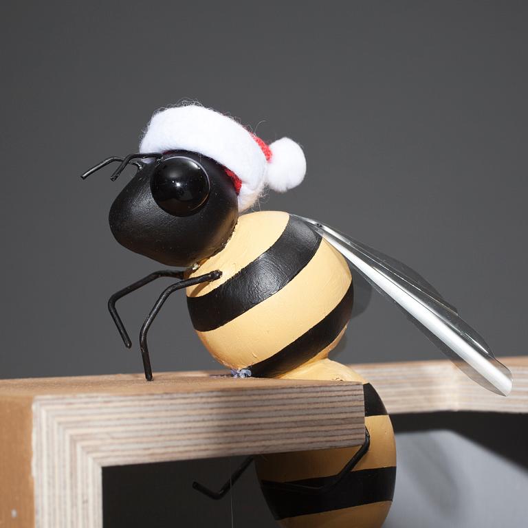 TELEFON MED BIN, "Joel", NK 2013, JoAnn Tan Studio.