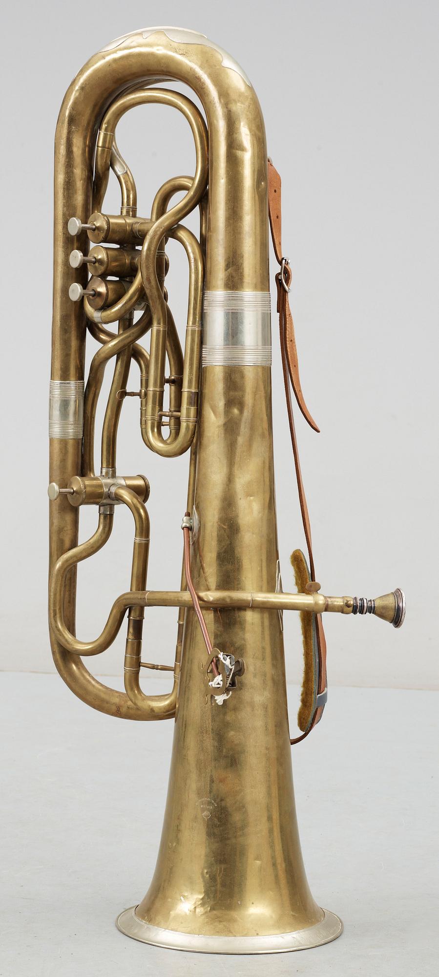 TUBA, mässing, Ahlberg&Olsson Stockholm 1900-talets första hälft.