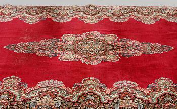 MATTA, Kirman, old, ca 306 x 204 cm.