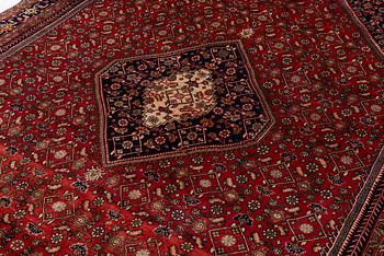 A Bidjar carpet, c. 330 x 220 cm.