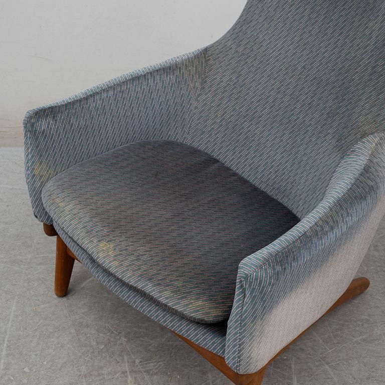 POUL VOLTHER, a 'Korall 110/4' easy cahir from Gemla Fabrikar AB, Diö.