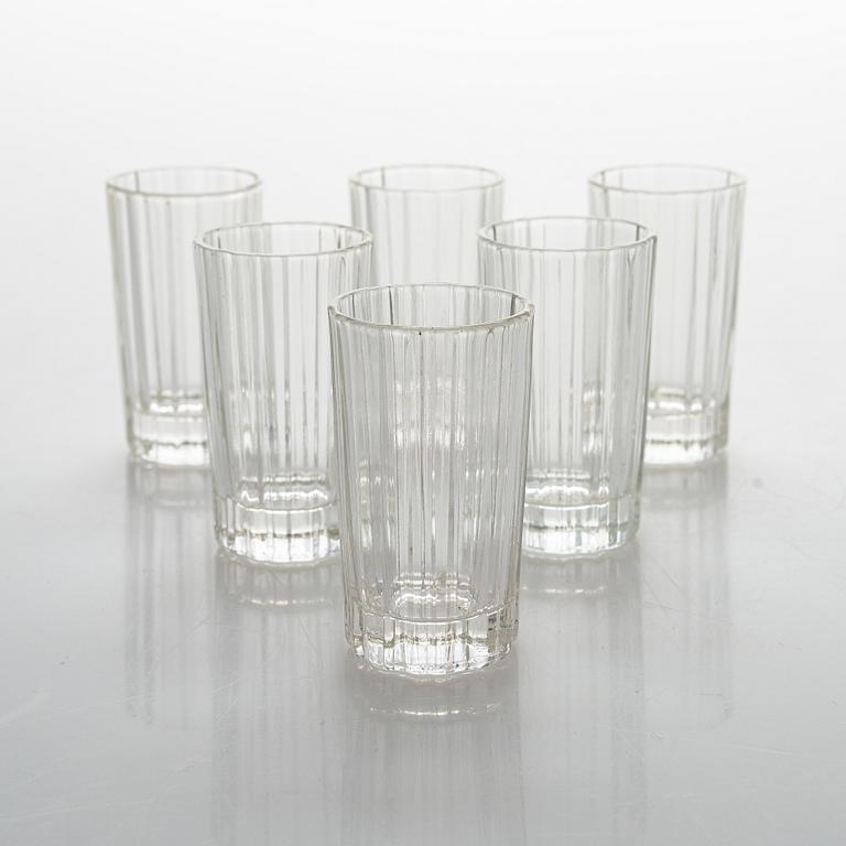 Heikki Orvola, two sets of 70s 'Spektro' schnapps glasses for Arabia, in wood boxes, four and two in each.