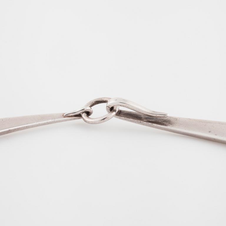 HANS HANSEN, Kolding, Danmark, a necklace.