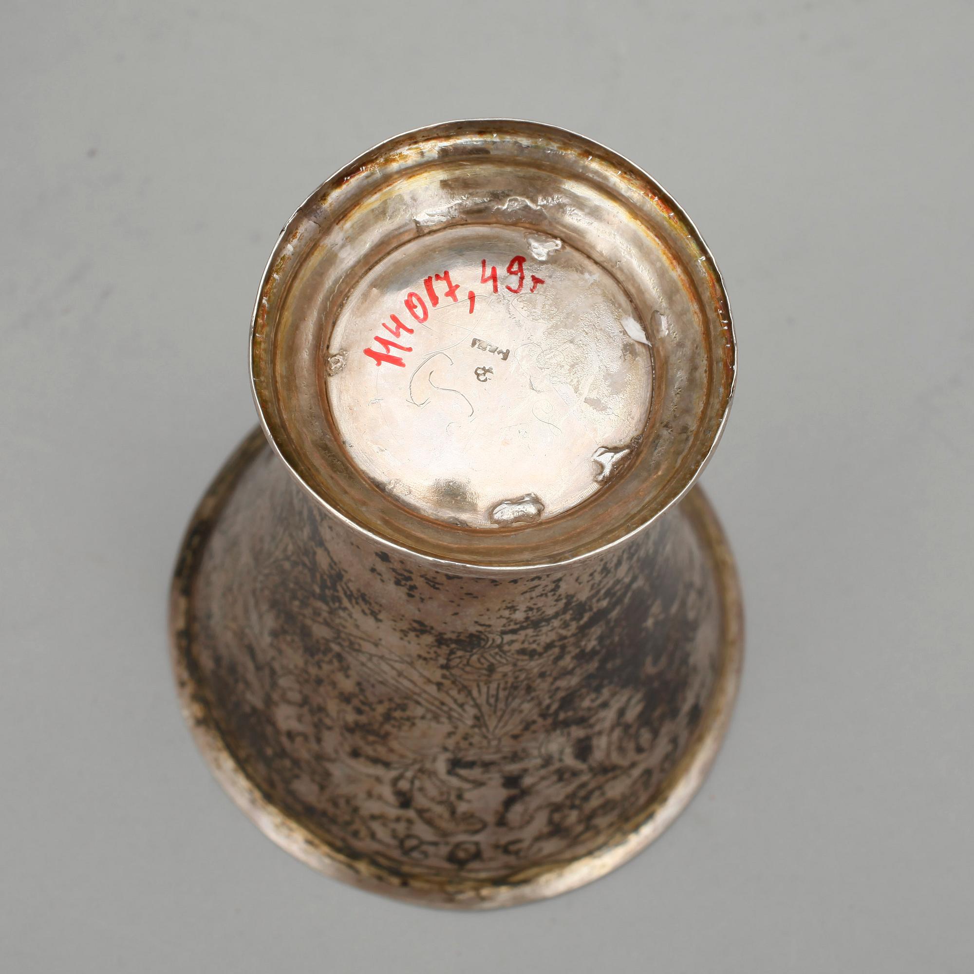 BÄGARE, 2, st, silver, bär bla svenska kontrollstämplar, 1803. Total vikt ca 131 gram.