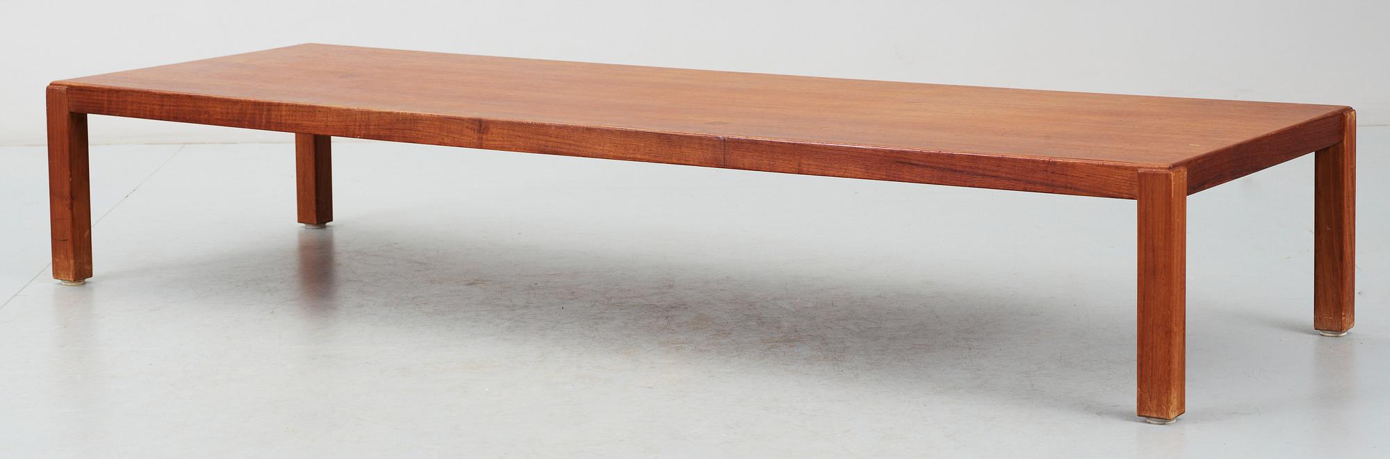 SOFFBORD, teak, Reiko Ruokolainen för Haimi, Helsingfors, Finland. Brännmärkt undertill.