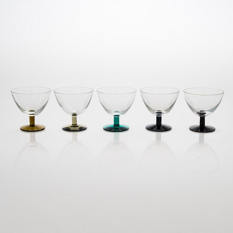 Saara Hopea, A set of 14 cocktail glasses model 2126. Nuutajärvi.