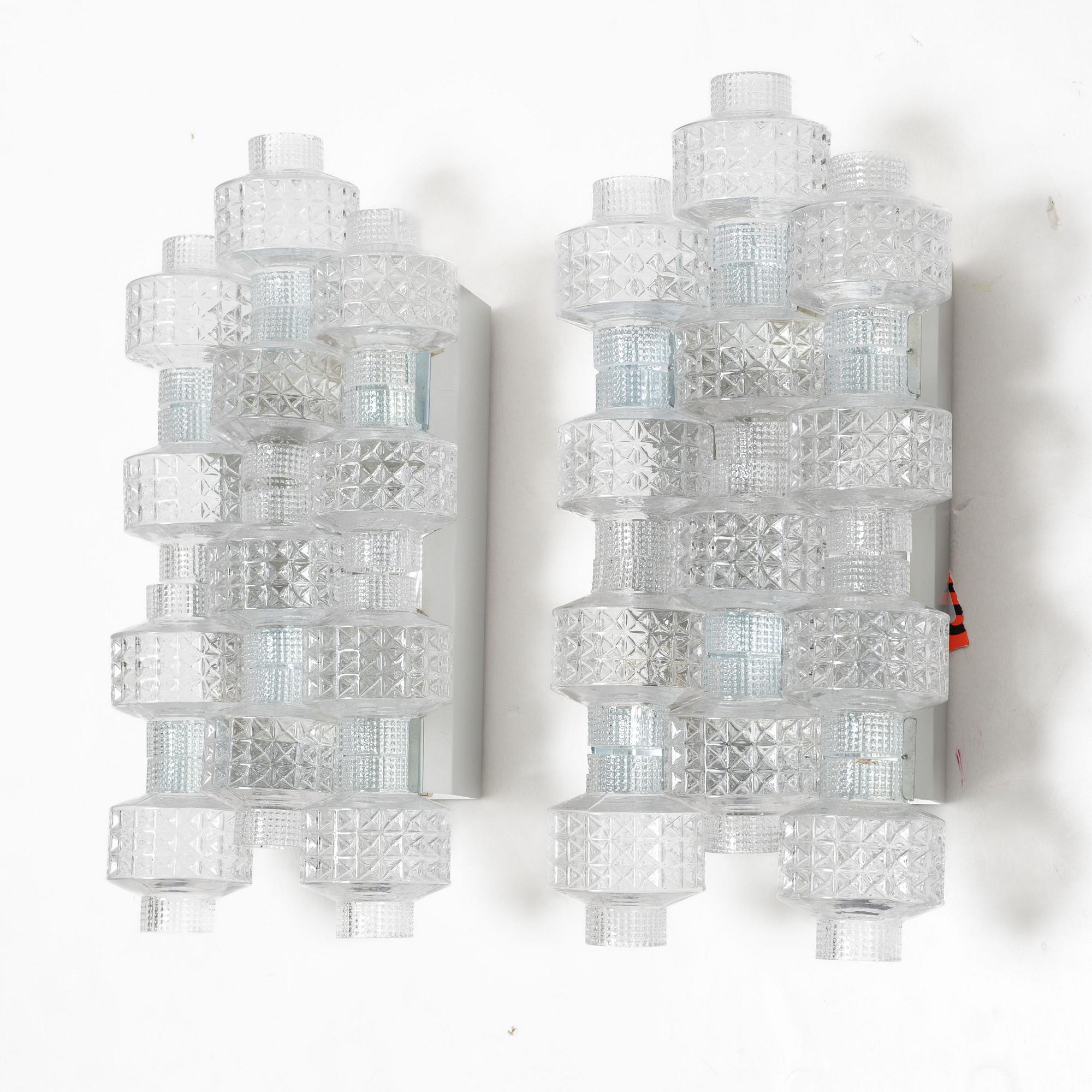 Gert Nyström, a pair of 'Festival' wall lamps, Fagerhults Belysning, second half of the 20th Century.