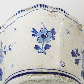 Bordspendyl, fajans, Delft, Holland, sent 1800-tal.
