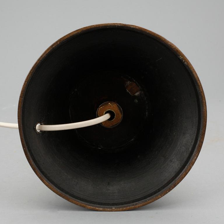 BORDSLAMPA. Cloisonné, brons. Kina, 1900-tal.