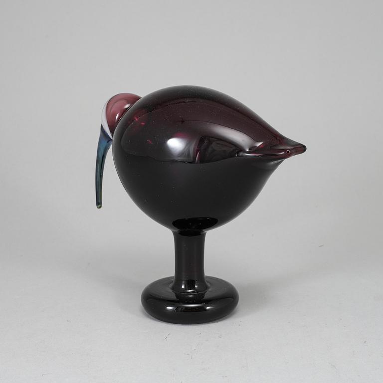 OIVA TOIKKA, a glass bird ,Red Ibis (Punainen Ibis) signed O. Toikka Nuutajärvi.