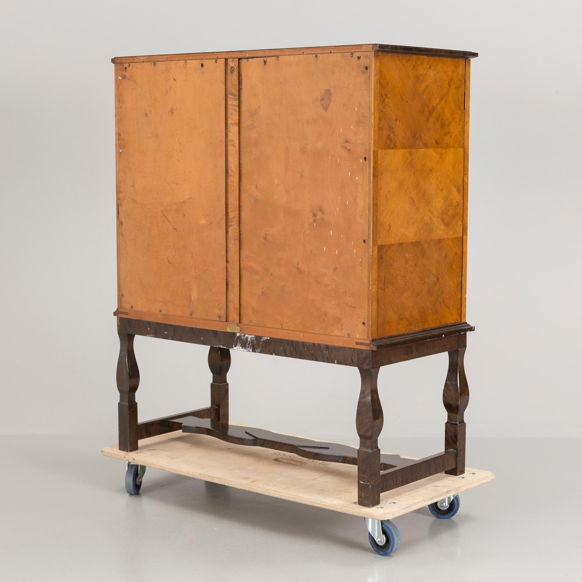 A Carl Malmsten "Haga" cabinet, Nordiska Kompaniet NK 1926.