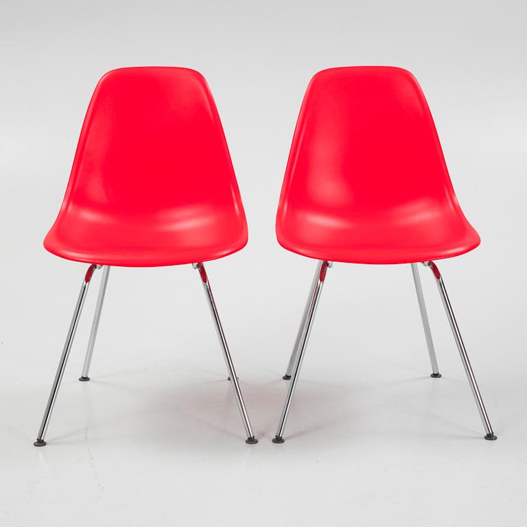 Charles & Ray Eames, stolar, 5 st, "Plastic Chair DSX", Vitra, 2010.