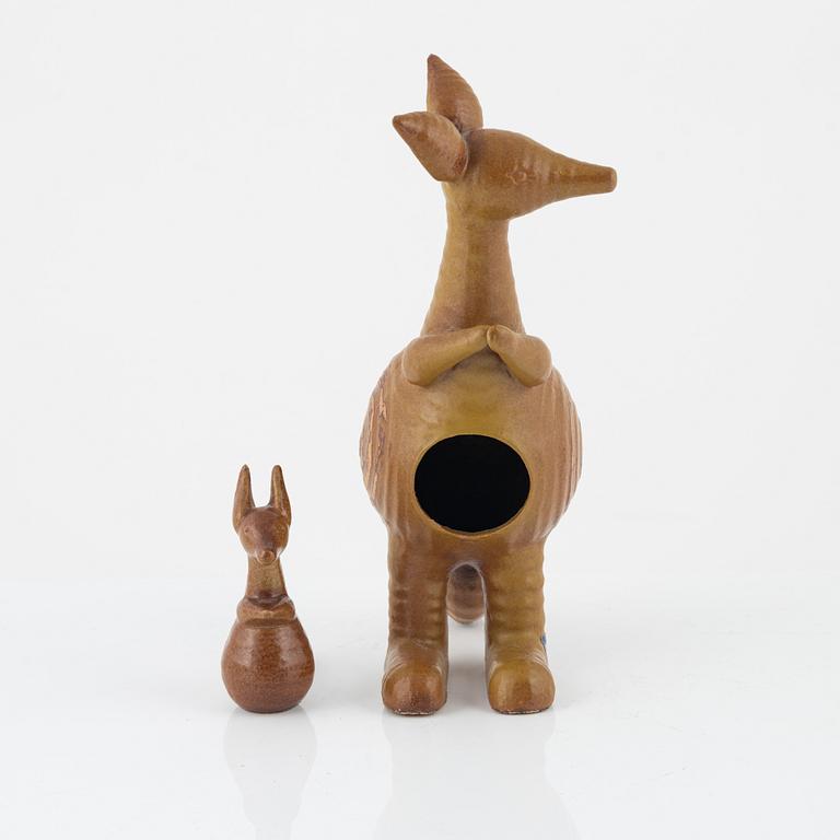 Lisa Larson, a figurin in two parts, stoneware, Gustavsberg, 'Känguru', in production 1966-1979.