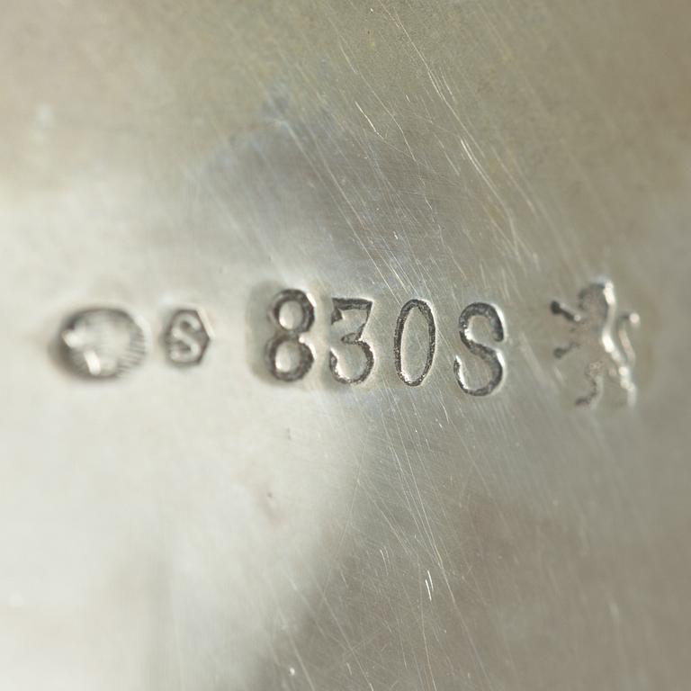 A Norwegian silver Rococo style coffee pot, cream jug, and sugar bowl, Norsk Filigransfabrikk, Oslo circa 1920.