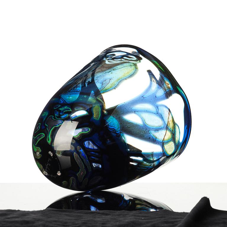 Eva Englund, a graal glass vase, Orrefors, Sweden, 1990.