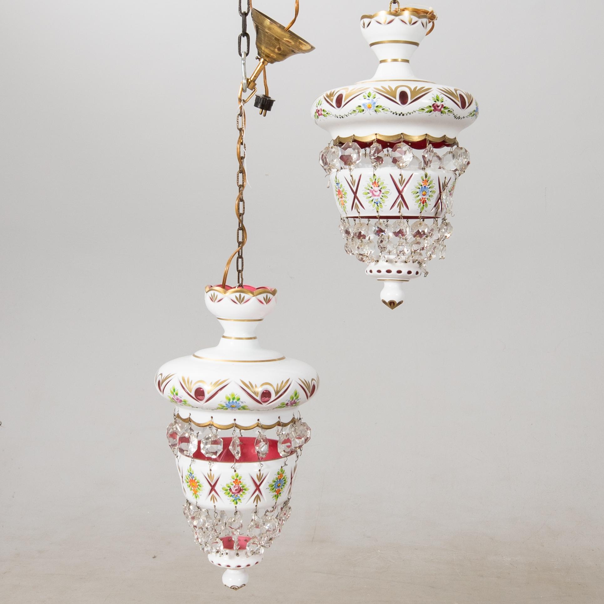 Taklampor ett par Böhmen 1900-tal.