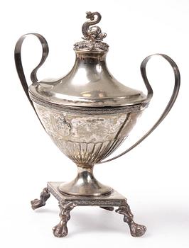 SOCKERSKÅL, silver, empir, troligen Olof Sohlberg (mästare i Falun 1817-1842),1833. Vikt ca 574 gr.