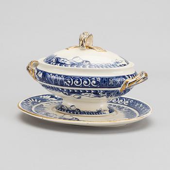 FAT samt SÅSSKÅL flintgods England omkring 1900.