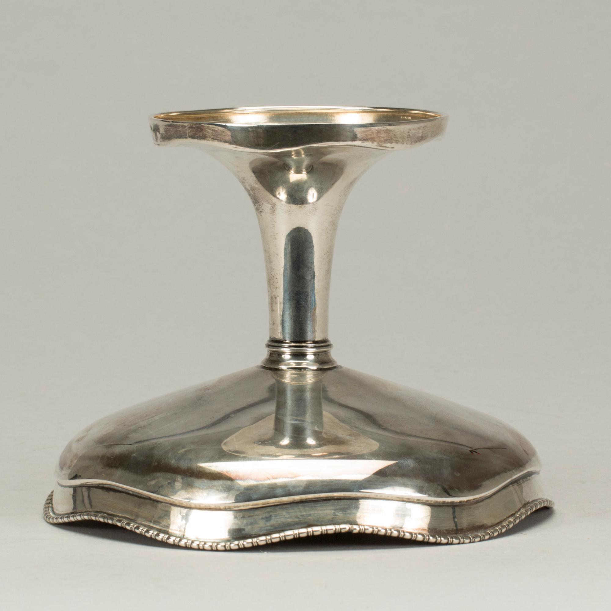 UPPSATSSKÅL, silver, Tuve E Axell, Oskarshamn. 1920. Vikt  ca 420 g.