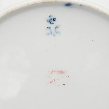 RYSK PORSLINSTALLRIK, Kejserliga Porslinsfabriken, Nikolai I:s tid 1825-1855.