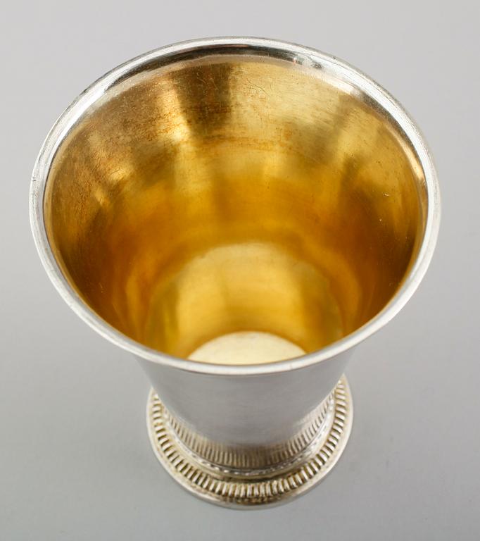 BÄGARE, silver, Thomas Beckman dy, Örebro 1776. Vikt ca 136 gram.