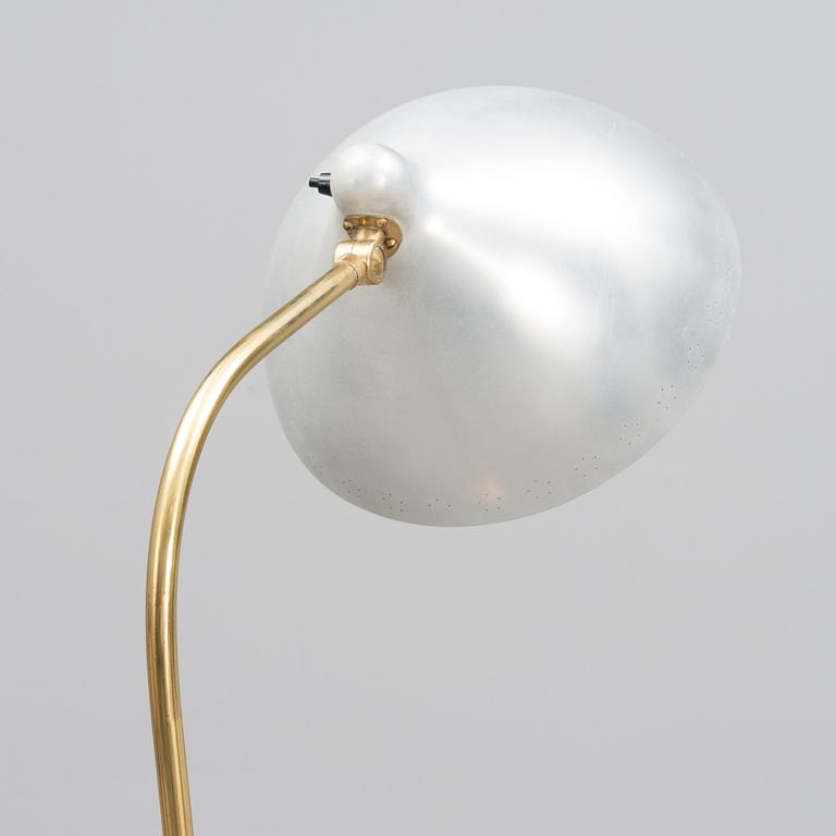 Lisa Johansson-Pape, GOLVLAMPA, model 2062, Stockmann Orno, 1900-talets mitt.