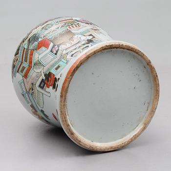 LOCKURNA, porslin, Kina, 1800-/1900-tal.