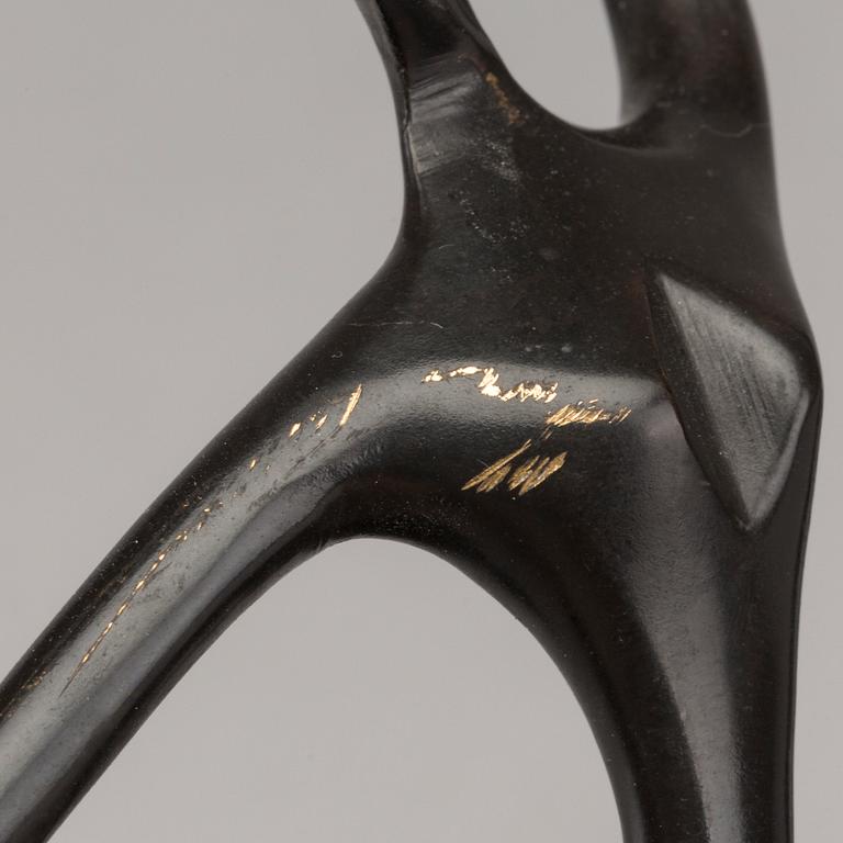 SKULPTURER, 4 st, metall, bl.a design Bodrul Khalique.