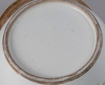 SKÅLAR med LOCK, 2 st, porslin, Kwang Hsu, Kina, 1800-talets andra hälft.