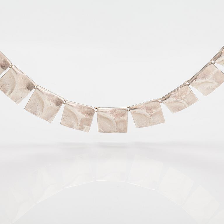 Björn Weckström, "Galactic peaks", a sterling silver necklace. Lapponia 1974.