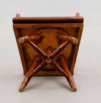 SKRIVSTOL, allmoge, 1800-talets andra hälft.