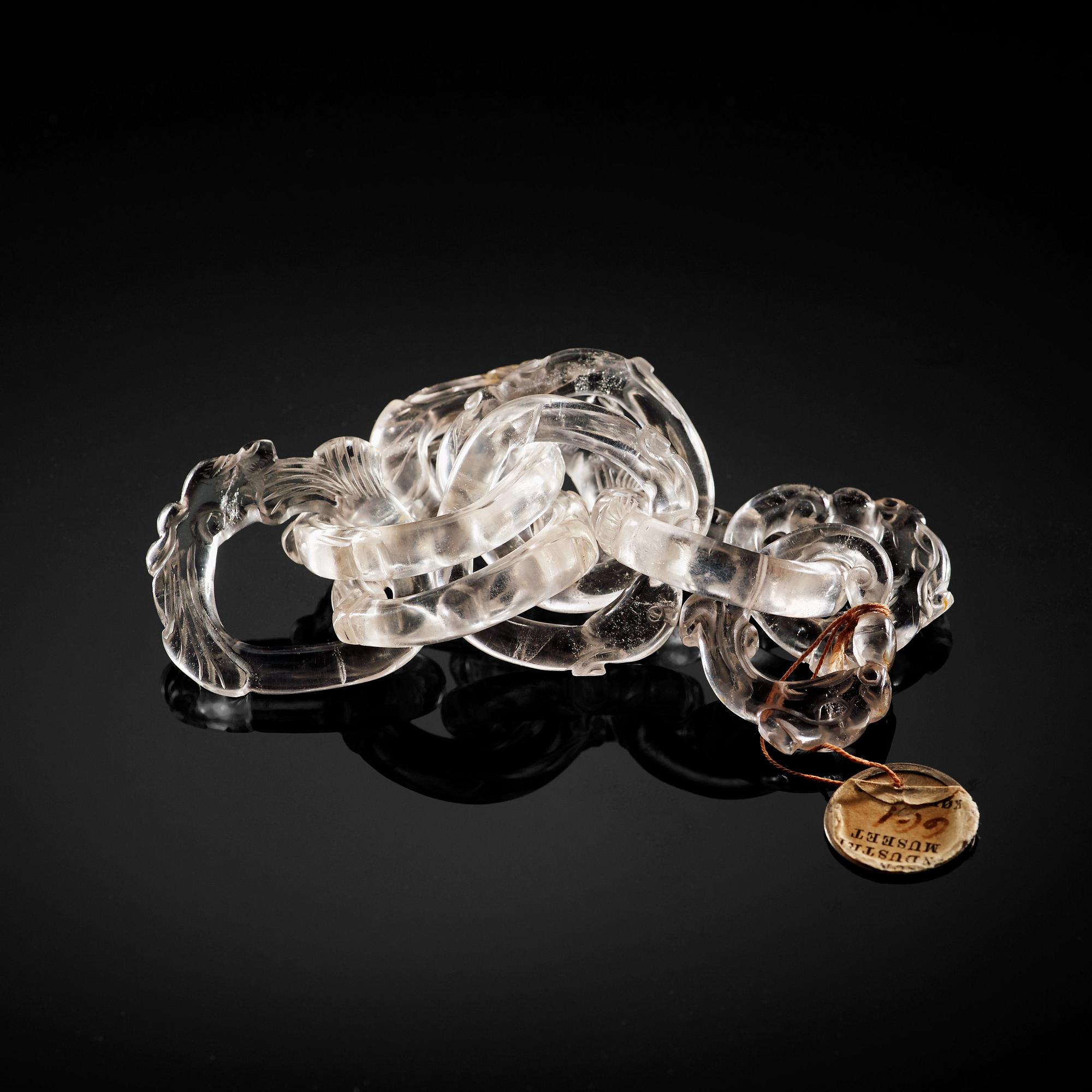 A rock crystal chain link, Qing dynasty (1644-1912).