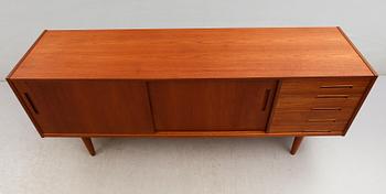 SIDEBOARD, "Trento", Nils Jonsson, Troeds, Sverige, 1900-talets mitt.