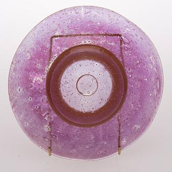 A glass dish from the 1960/70s, signed K. Franck, Nuutajärvi Notsjö.