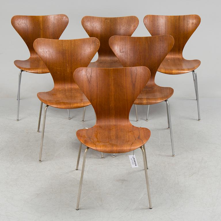 A set of six Arne Jacobsen 'Sjuan' teak chairs, Fritz Hansen, Denmark 1950's-60's.