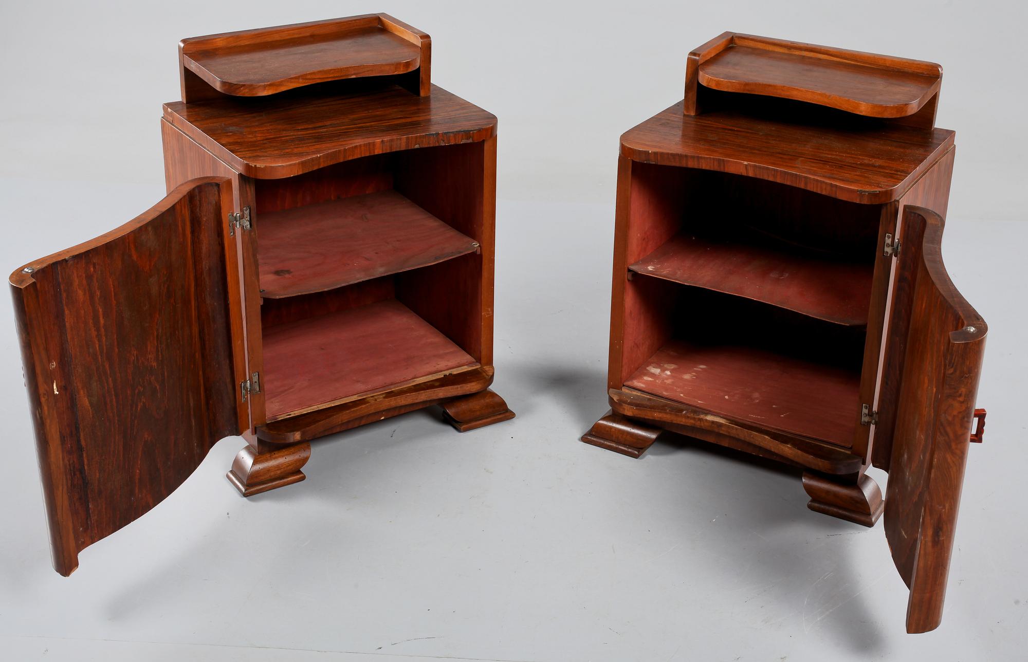 SÄNGBORD, ett par, art déco, mellaneuropa, 1900-talets andra kvartal.