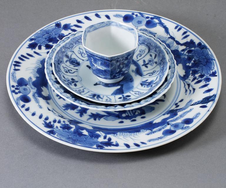 PARTI PORSLIN, 4 delar, Kina, Kangxi.