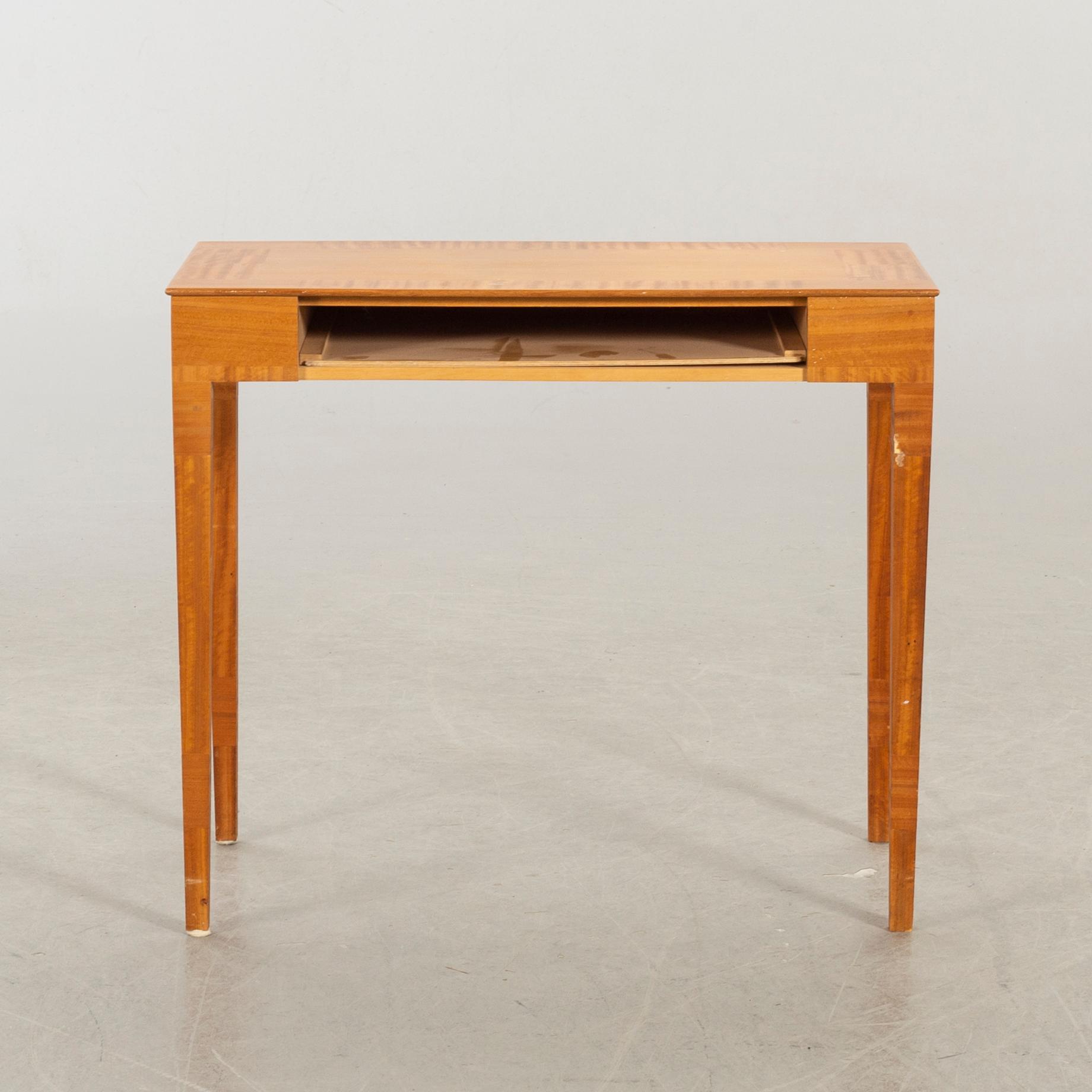 CARL MALMSTEN, a smal sideboard.