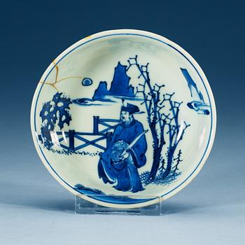 1782. A blue and white Transitional 'Ling Ling' bowl, 17th Century.