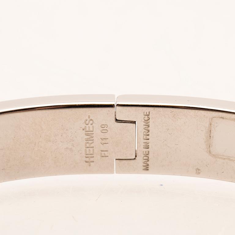 An 2021 "Le bracelet clic HH" Hermès,