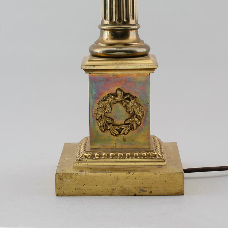 BORDSLAMPA, 1800-talets andra hälft.