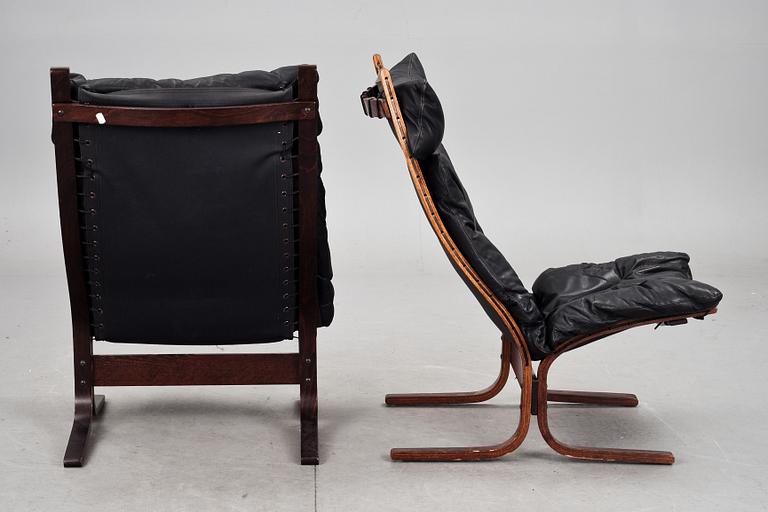 FÅTÖLJER med FOTPALL, ett par, Ingmar Relling, Westnofa Furniture, Norge. 1970-tal.