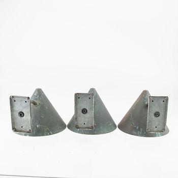 Hans-Agne Jakobsson, vägglampor, 3 st, "Tratten", licenstillverkade av Westal.