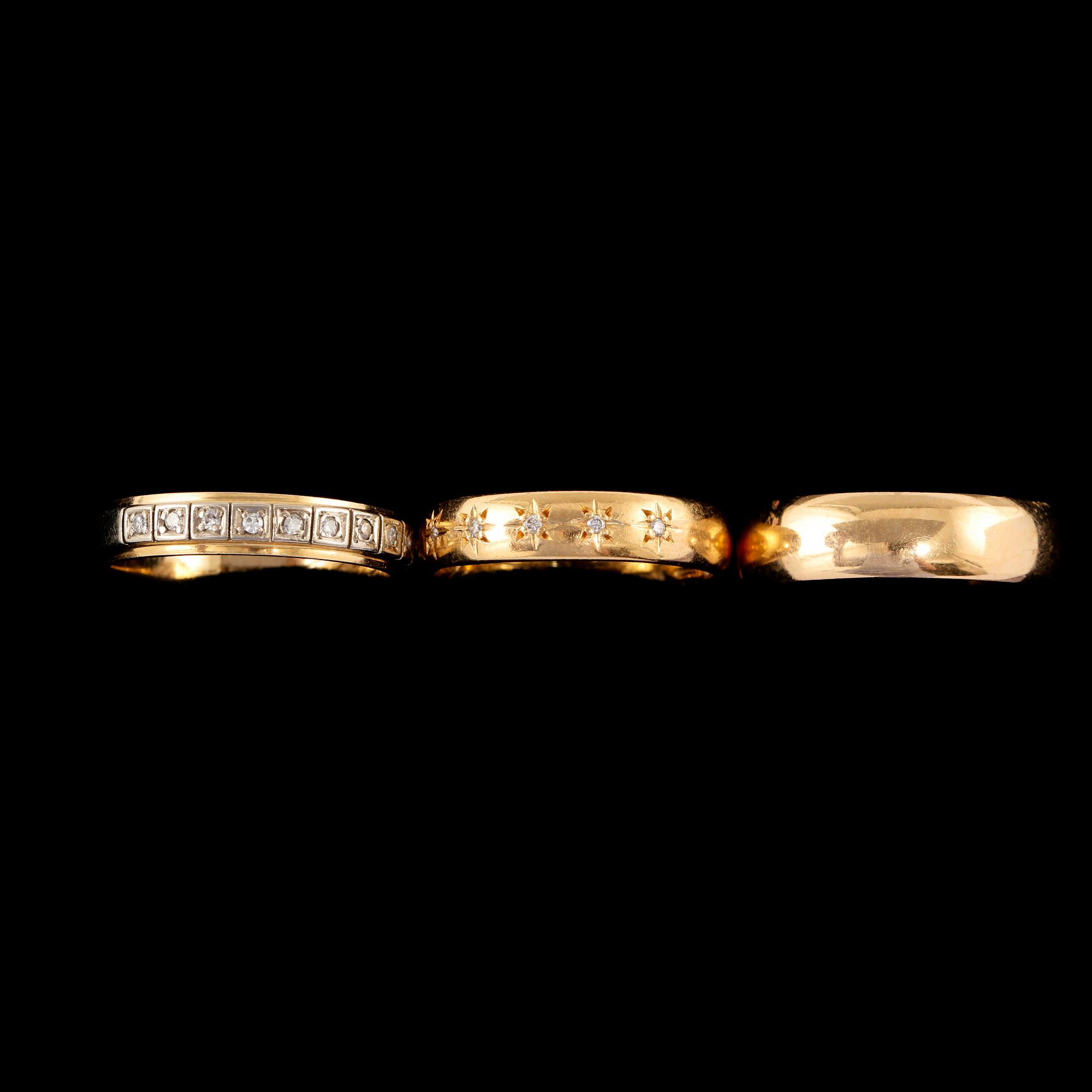 RINGAR, 3 st, 18 samt 20k guld med briljant och åttkantslipade diamanter. Vikt 18 g.