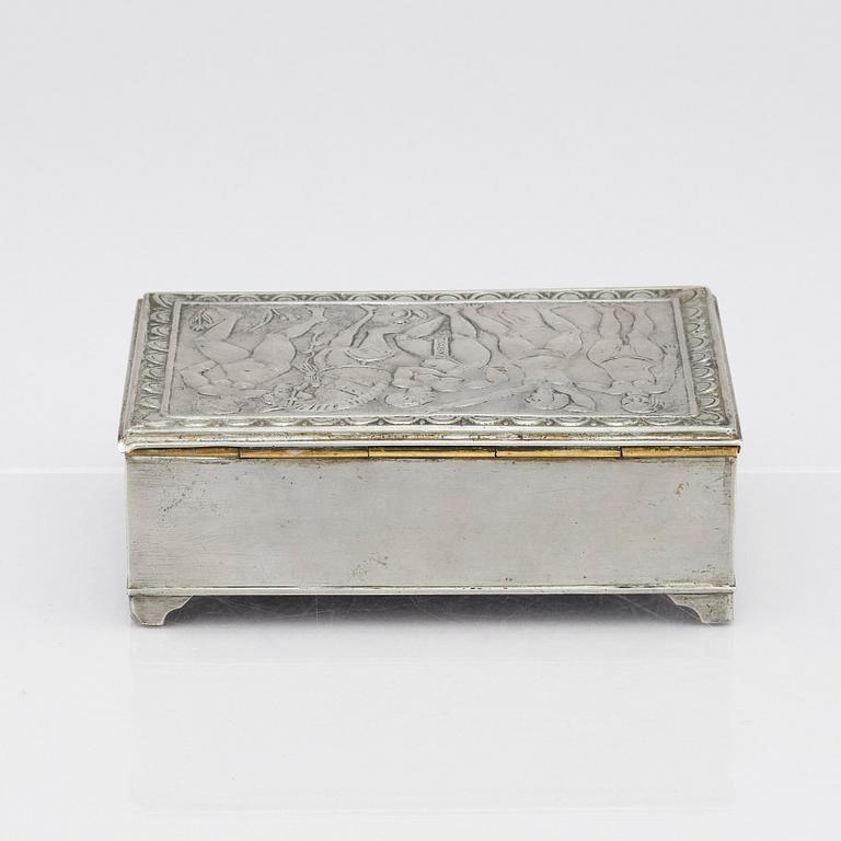 Nils Fougstedt, a pewter box, Stockholm 1928, model 616.