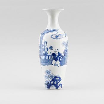VAS, porslin, Kina, 1800-tal.