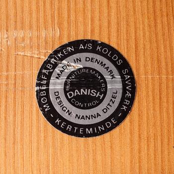 VAGGA, Nanna Ditzel för Möbelfabriken A/S Kolds Savaerk, 1900-talets andra hälft.
