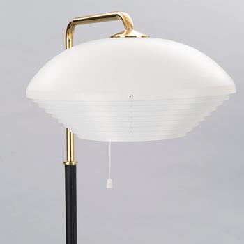 ALVAR AALTO, golvlampa modell A811, Artek 1900-talets slut.